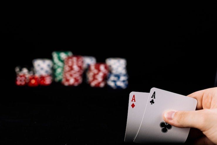 Fitur notifikasi dan diskusi komunitas bola voli di bandarjudiindo